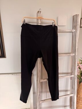 Lululemon Align Highrise 28” Black Leggings W5CTES Black Size 18 Full Length EUC